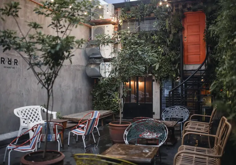 Run Rabbit Run Courtyard