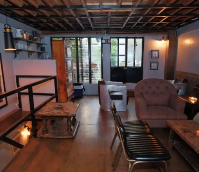 Lounge Corner